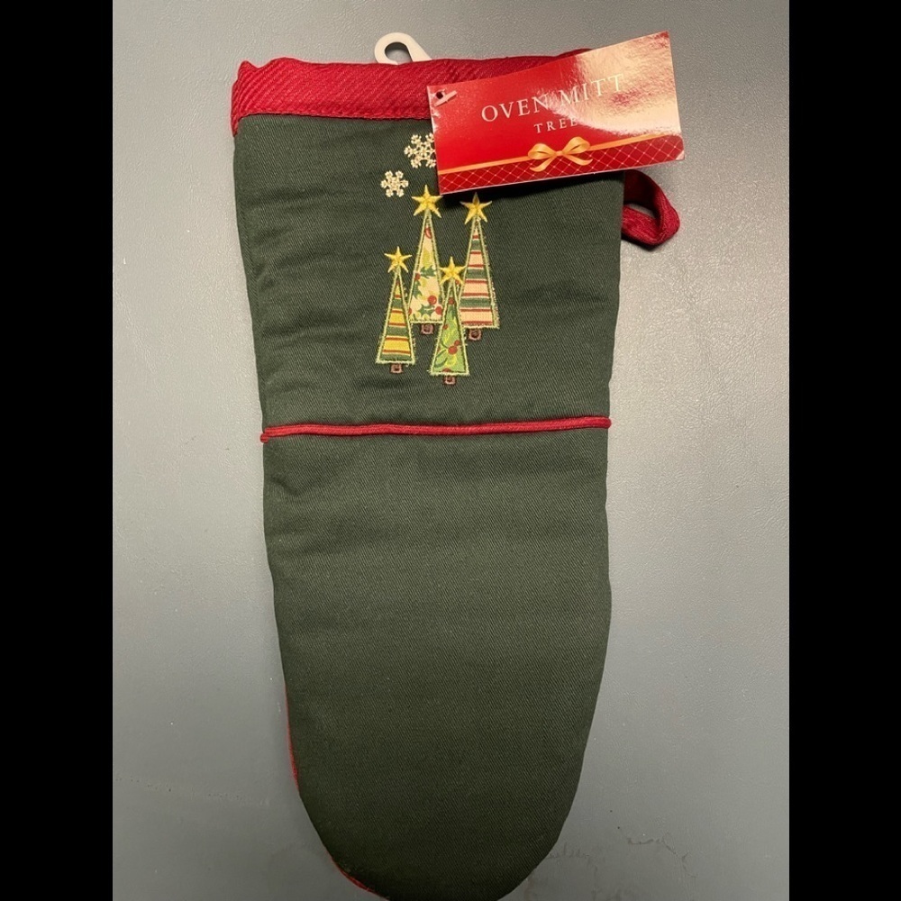 Christmas Oven Mitt